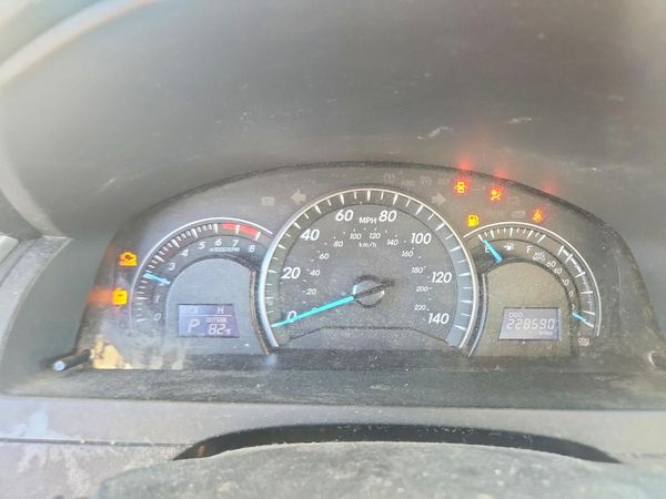 2014 TOYOTA CAMRY