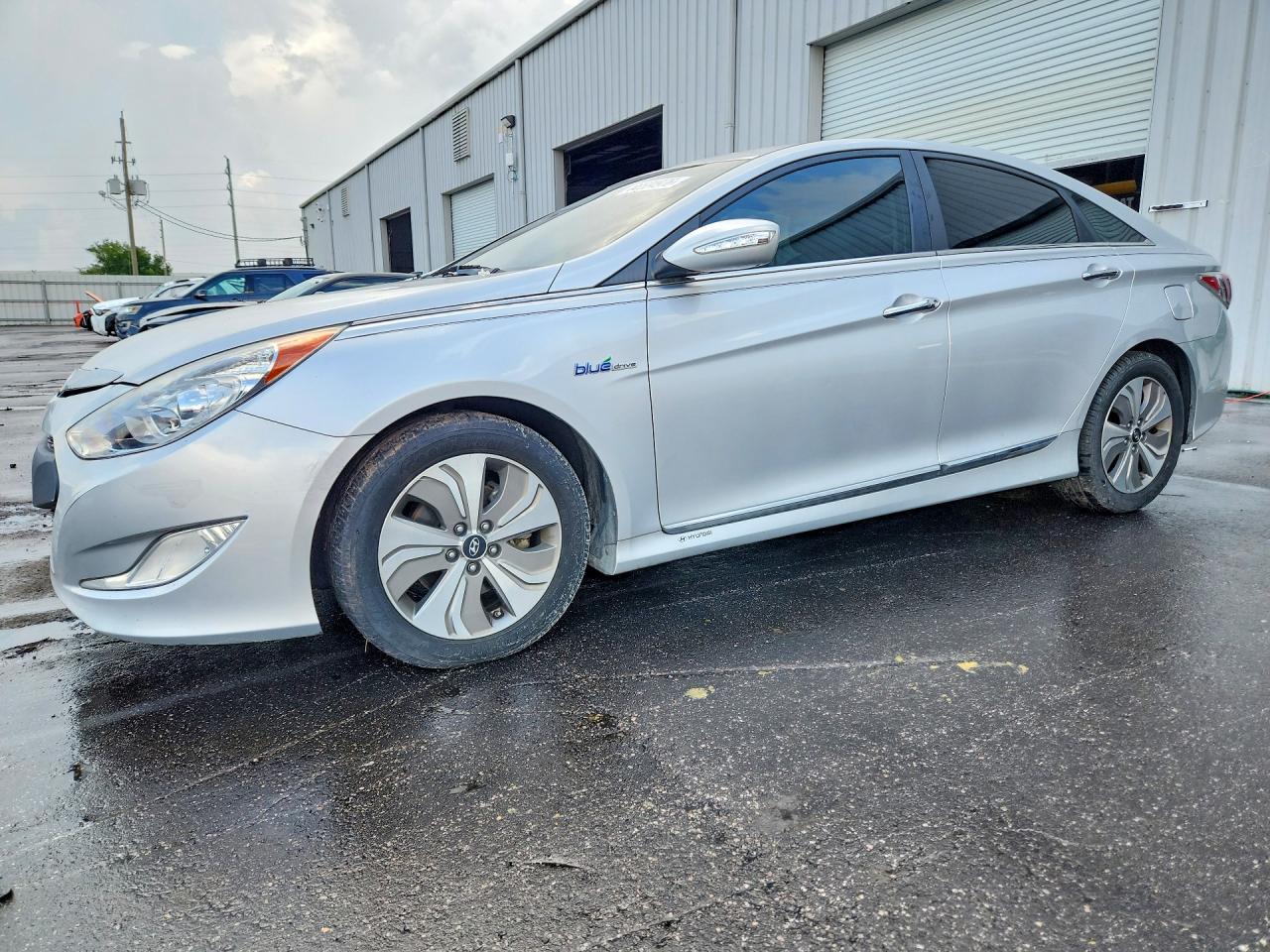2013 HYUNDAI SONATA Hybrid / Hybrid Limited
