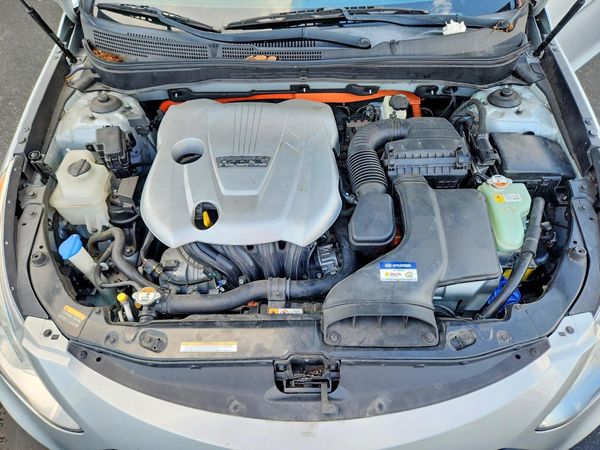 2013 HYUNDAI SONATA Hybrid / Hybrid Limited