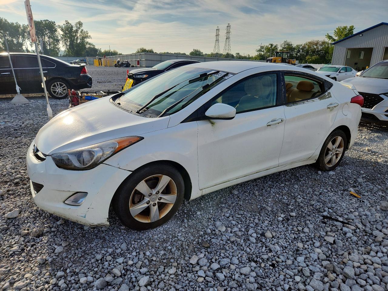 2013 HYUNDAI ELANTRA