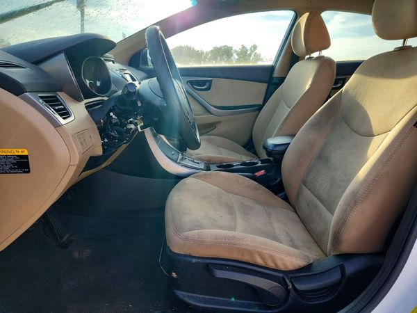 2013 HYUNDAI ELANTRA