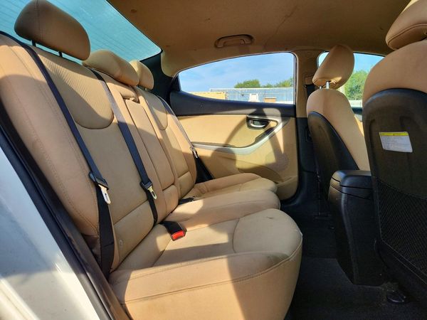 2013 HYUNDAI ELANTRA