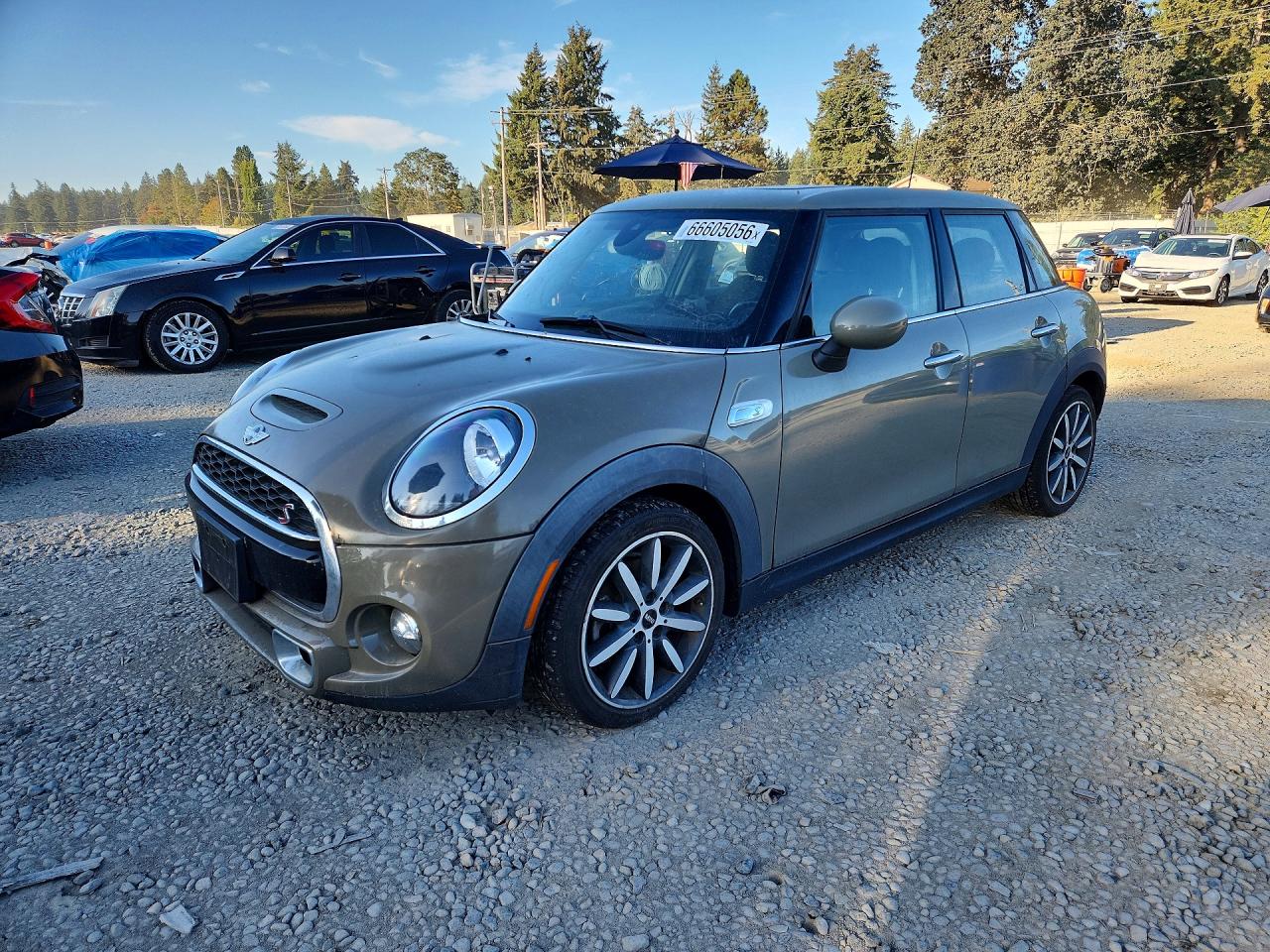 2019 MINI COOPER — Front 3/4