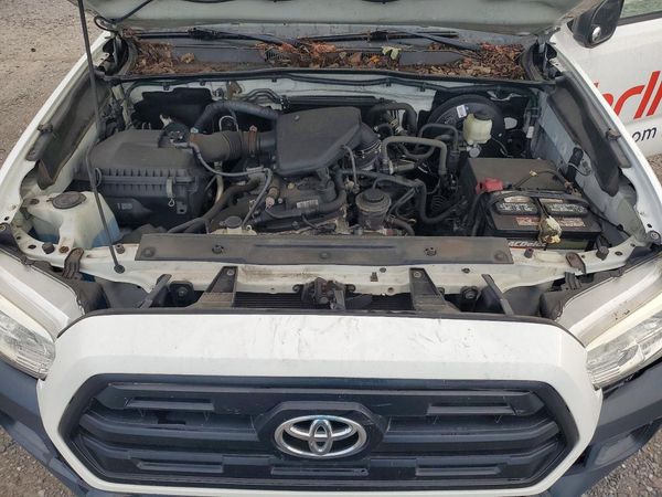 2017 TOYOTA TACOMA SR/SR5