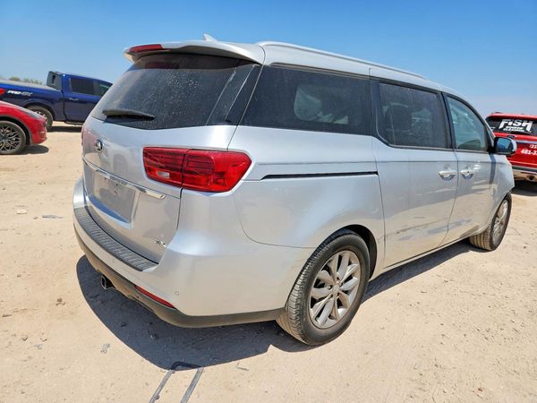 2019 KIA SEDONA