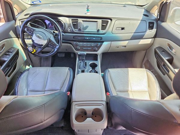 2019 KIA SEDONA