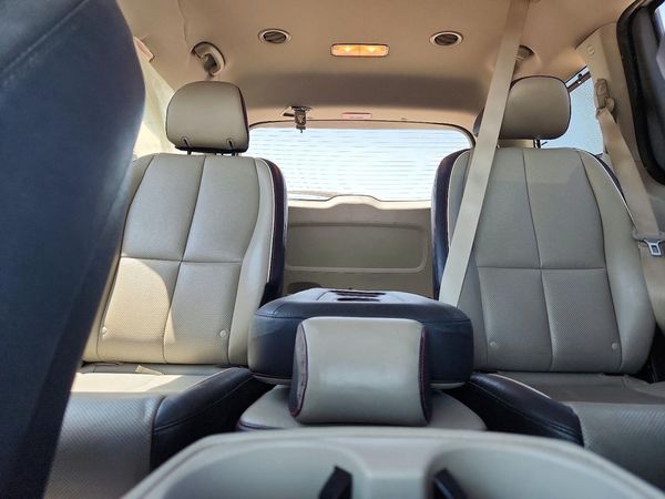 2019 KIA SEDONA