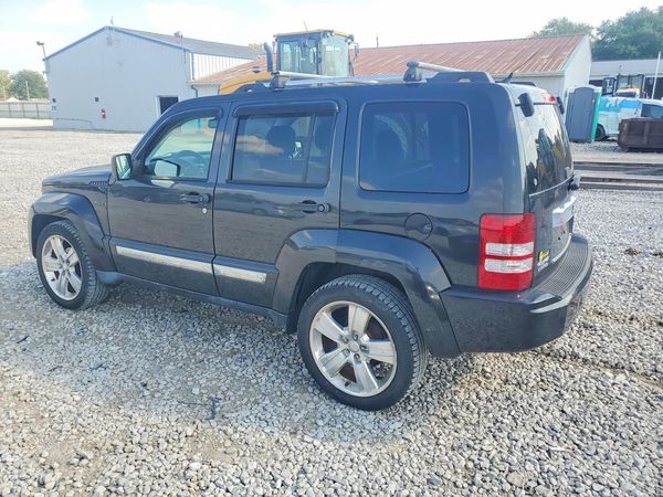 2012 JEEP LIBERTY Jet