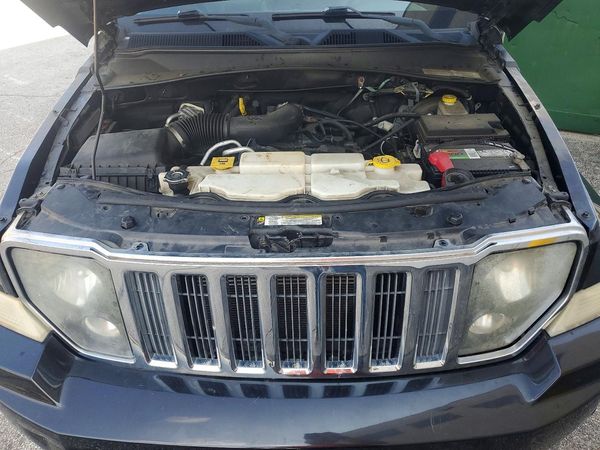 2012 JEEP LIBERTY Jet