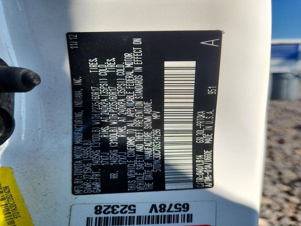 2013 TOYOTA SIENNA
