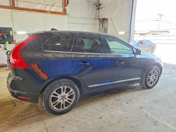 2016 VOLVO XC60