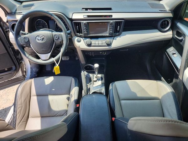 2017 TOYOTA RAV4