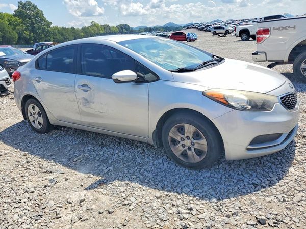 2016 KIA FORTE GL (Middle-Low Grade)
