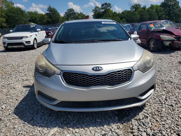 2016 KIA FORTE GL (Middle-Low Grade)