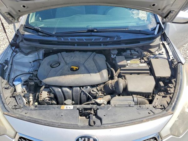 2016 KIA FORTE GL (Middle-Low Grade)
