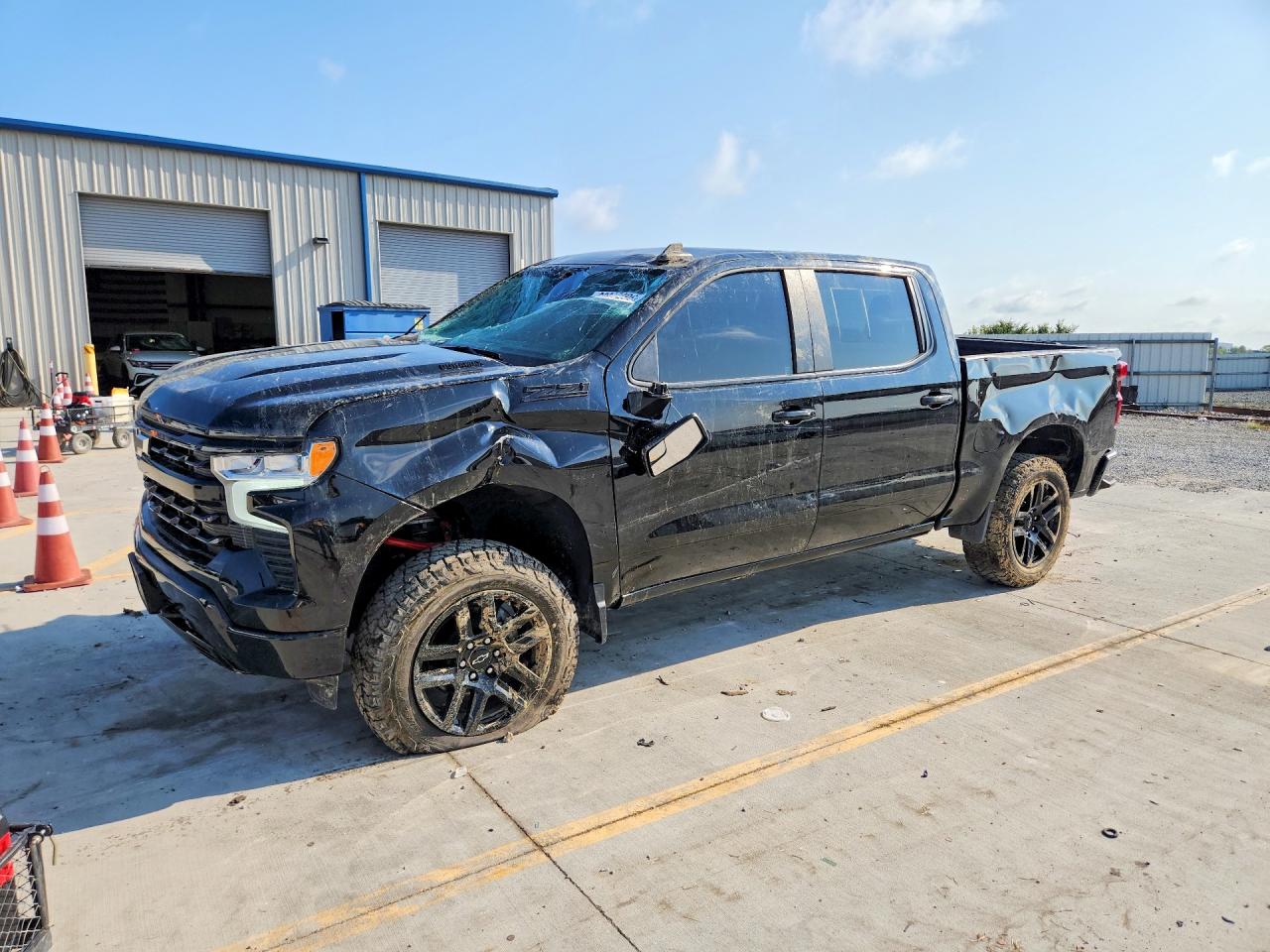 2024 CHEVROLET SILVERADO RST — Front 3/4