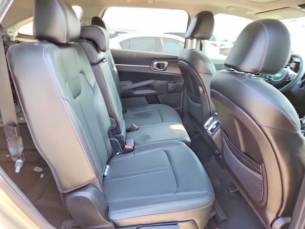 2021 KIA SORENTO