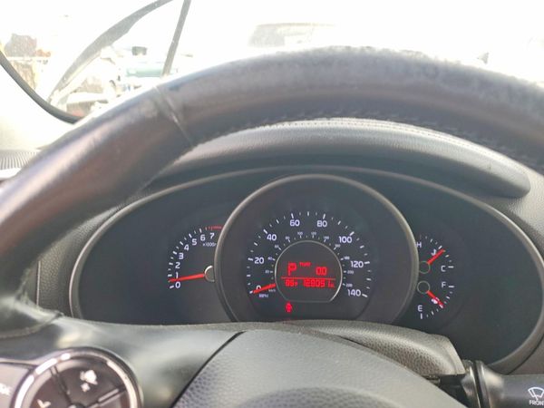2015 KIA SOUL