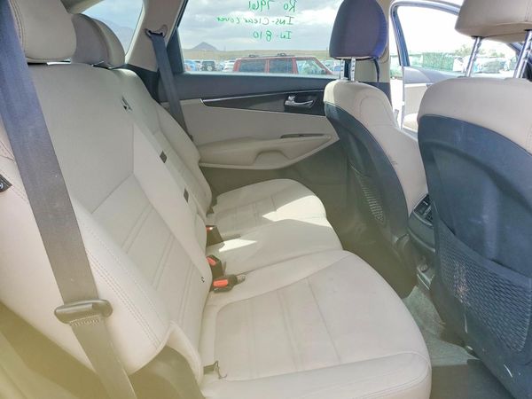 2020 KIA SORENTO