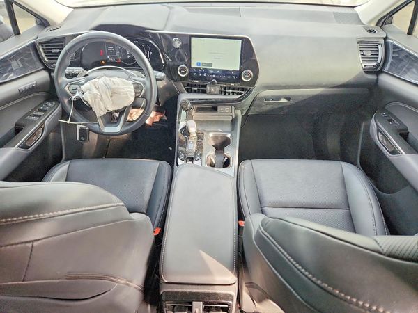 2025 LEXUS NX