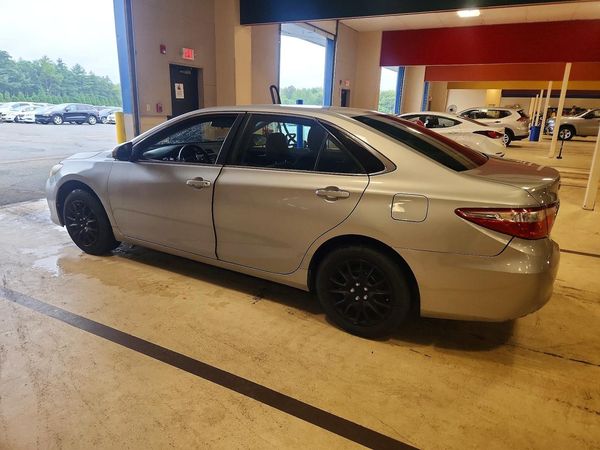 2016 TOYOTA CAMRY
