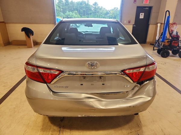 2016 TOYOTA CAMRY