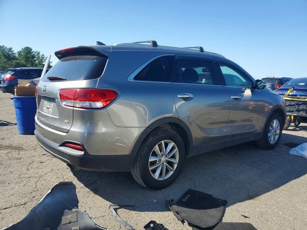 2018 KIA SORENTO L, LX