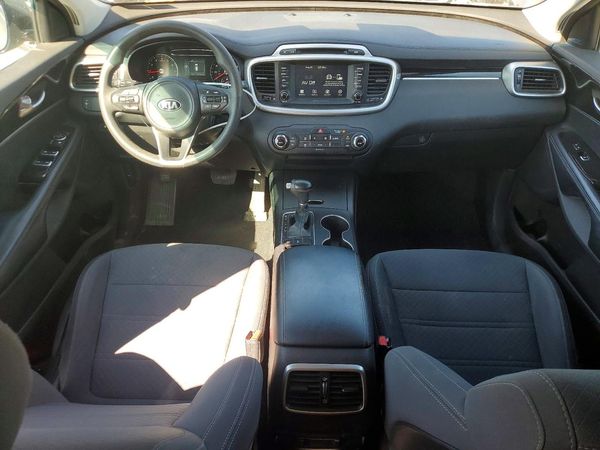 2018 KIA SORENTO L, LX