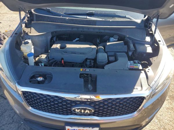 2018 KIA SORENTO L, LX