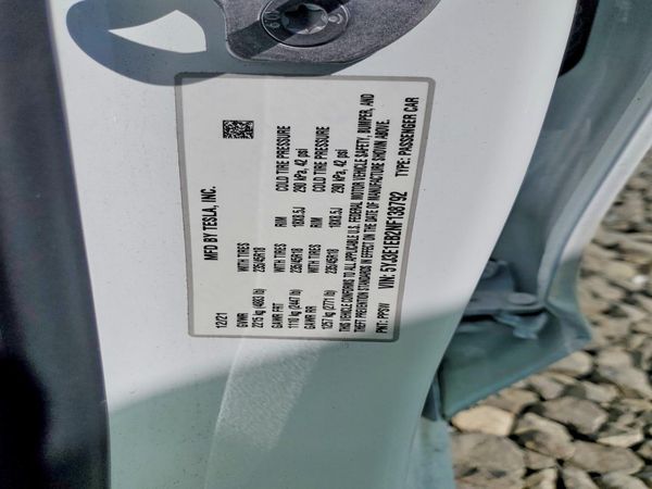 2022 TESLA MODEL 3
