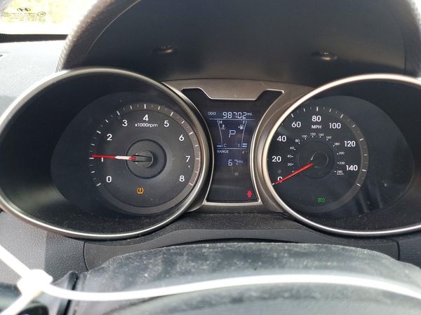 2012 HYUNDAI VELOSTER GLS(Middle grade)