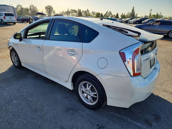 2015 TOYOTA PRIUS