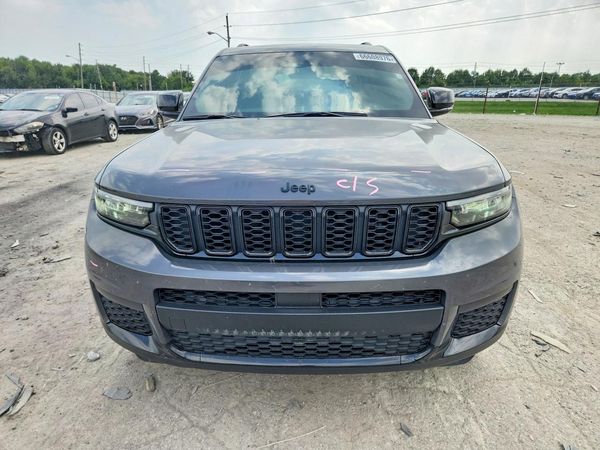 2025 JEEP GRAND CHEROKEE