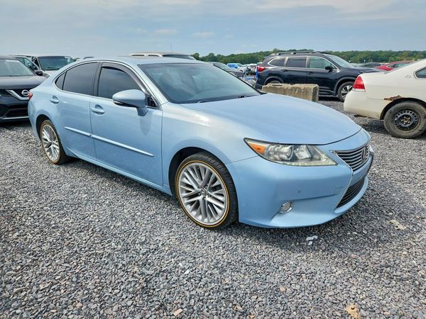 2013 LEXUS ES