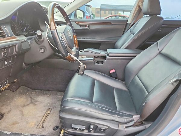 2013 LEXUS ES