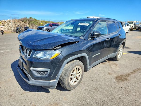 2017 JEEP COMPASS Sport — Front 3/4
