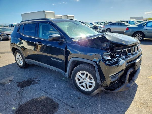 2017 JEEP COMPASS Sport — Passenger 3/4