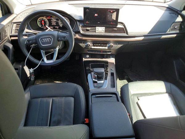 2021 AUDI Q5 E