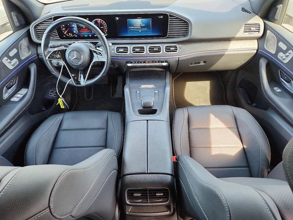 2026 MERCEDES-BENZ GLE