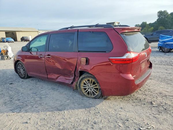 2015 TOYOTA SIENNA