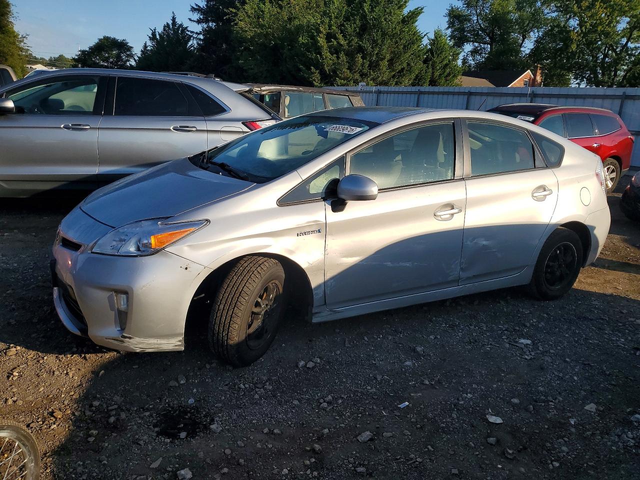 2013 TOYOTA PRIUS