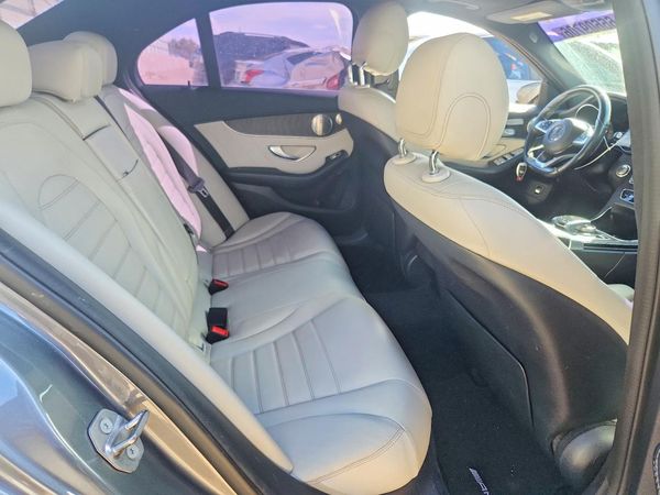 2017 MERCEDES-BENZ C C300