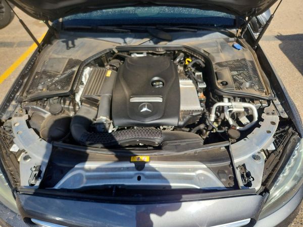2017 MERCEDES-BENZ C C300