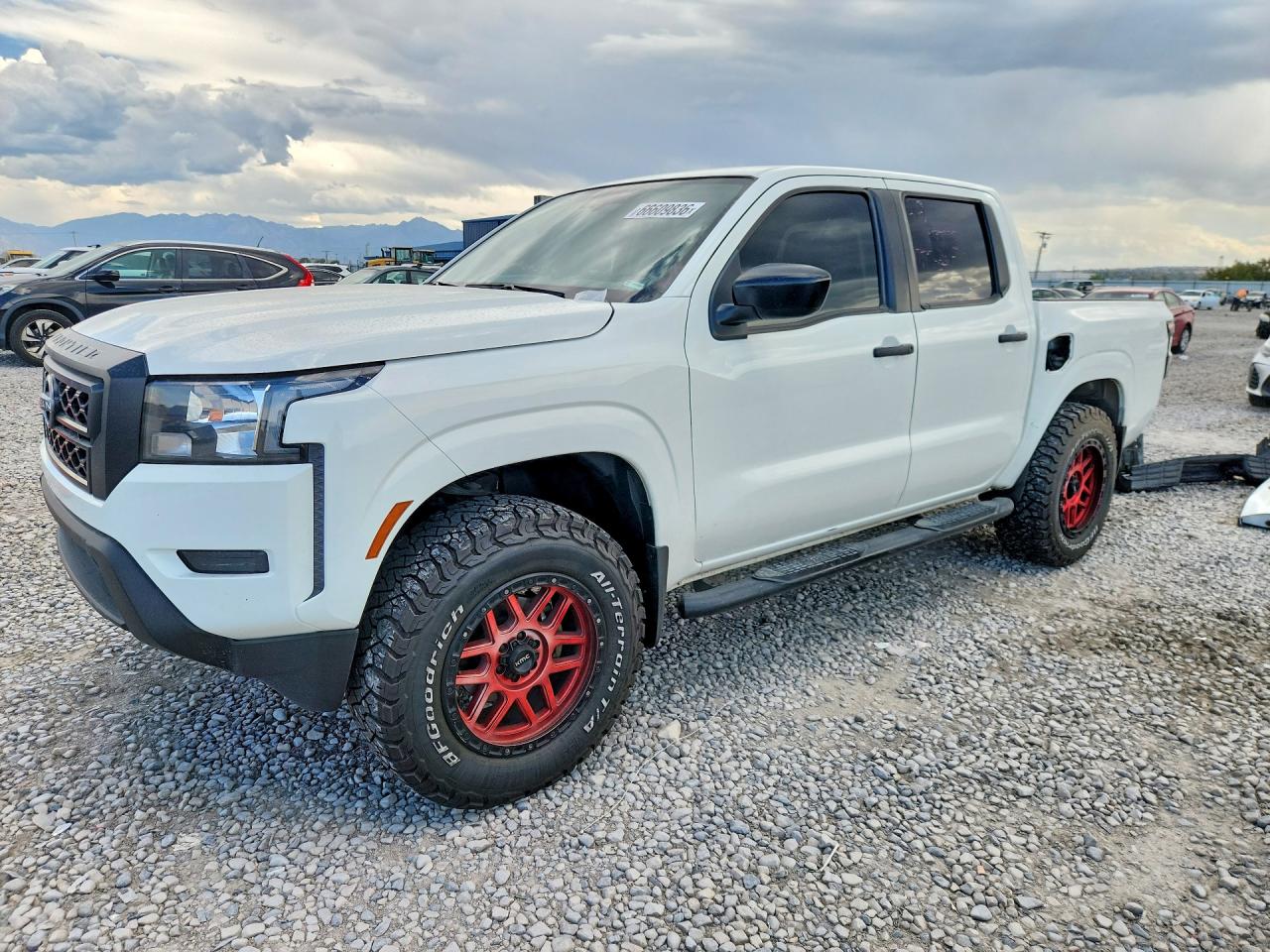 2022 NISSAN FRONTIER Crew Cab