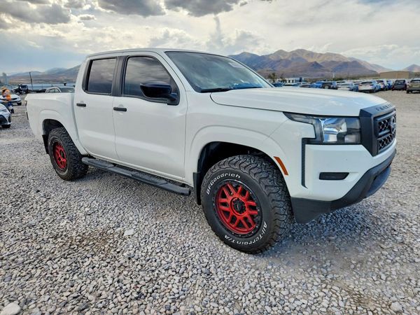 2022 NISSAN FRONTIER Crew Cab