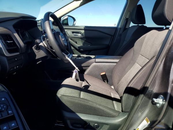2024 NISSAN ROGUE SV — DENT