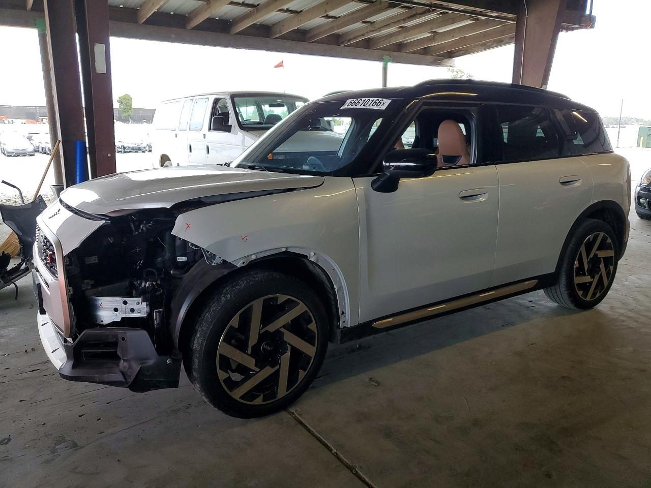 2025 MINI COUNTRYMAN