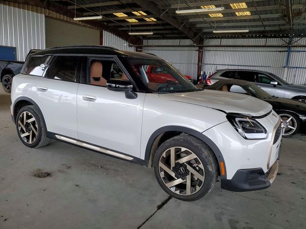 2025 MINI COUNTRYMAN