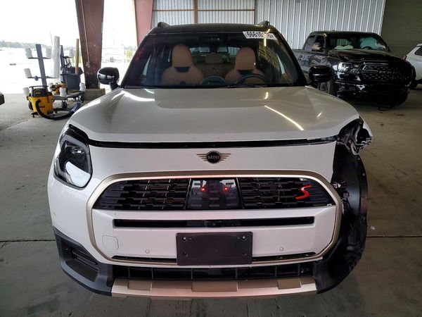 2025 MINI COUNTRYMAN