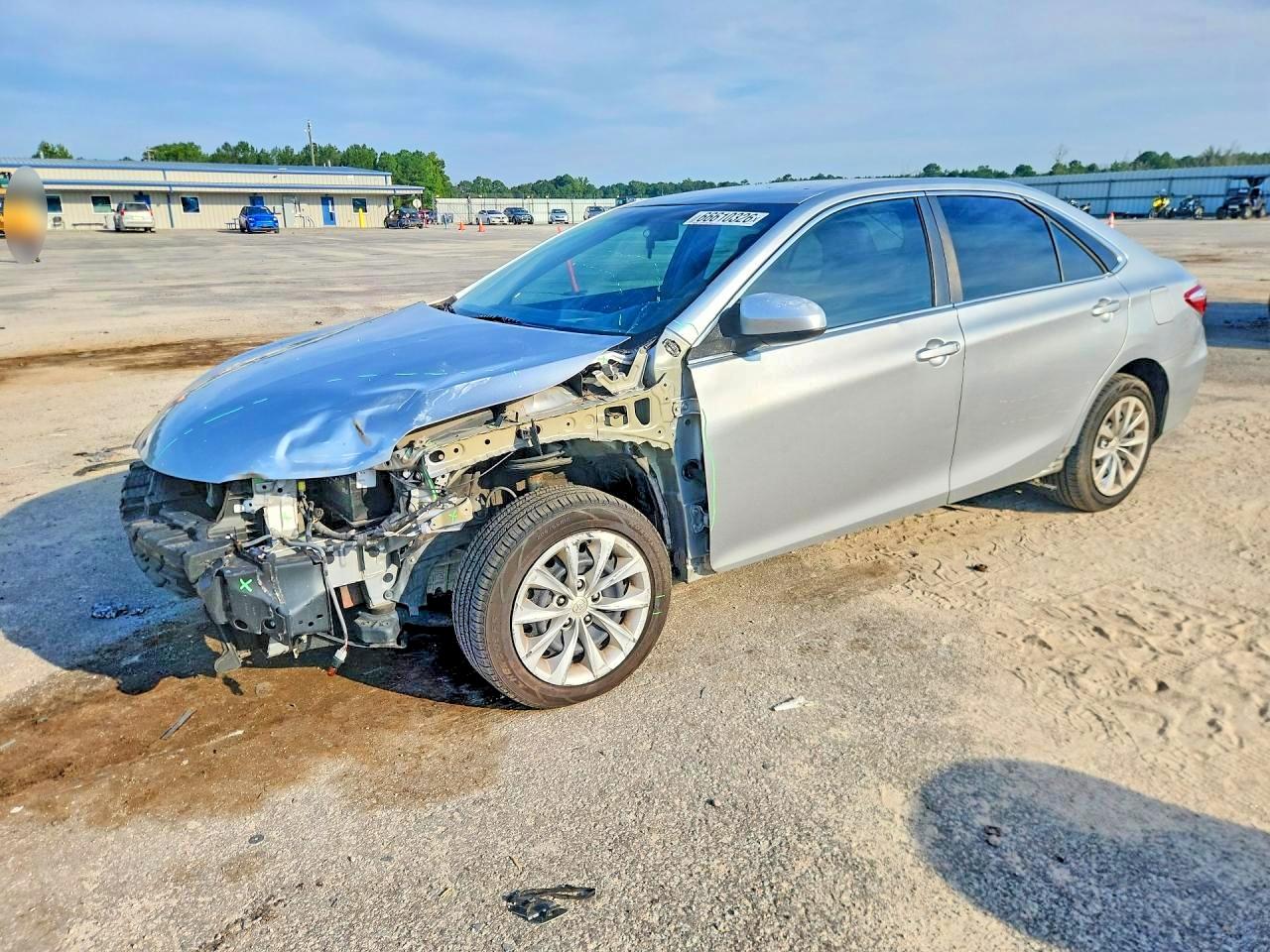 2016 TOYOTA CAMRY